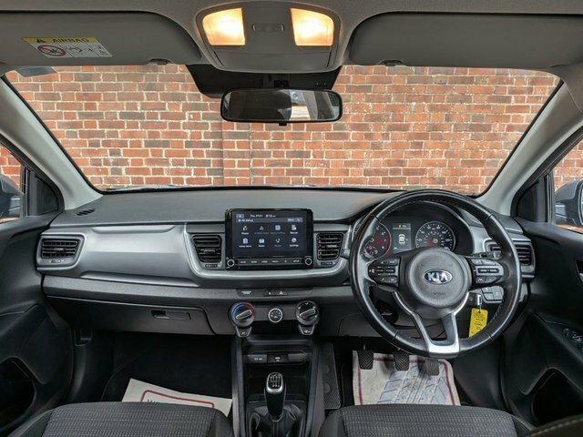 Kia Stonic 1.0 T-gdi 2 Suv Euro 6 S S 99 OE21JYH Grey #2