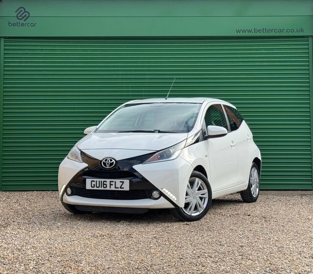 Toyota Aygo Vvt-i X-pression Hatchback White