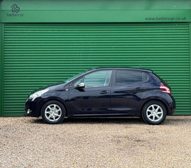 Peugeot 208 Vti Puretech Style Hatchback BV15ZZW Blue #3