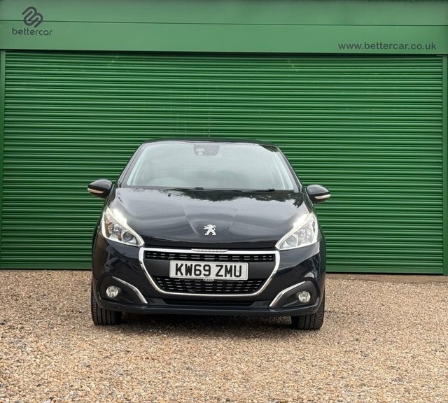 Peugeot 208 Puretech Tech Edition Hatchback KW69ZMU Grey #2