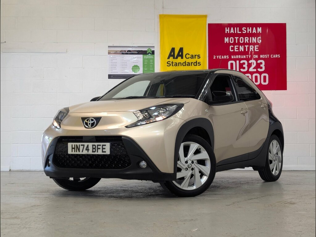 Toyota Aygo X 1.0 Vvt-i Edge Hatchback Euro 6 HN74BFE Beige #2