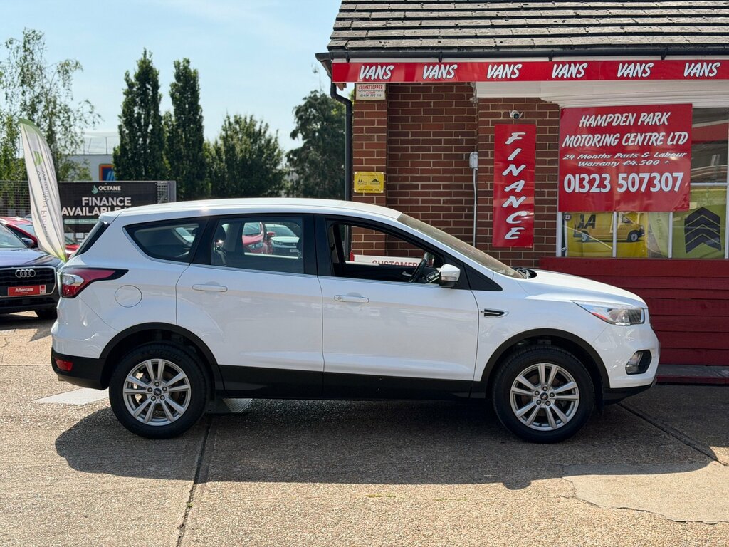 Ford Kuga 1.5T Ecoboost Gpf Zetec Suv Euro NH19DXV White #2