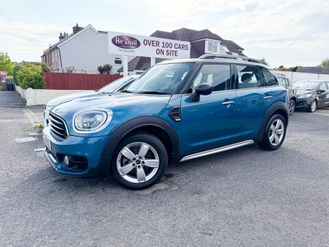 Mini Countryman 1.5 Cooper Blue