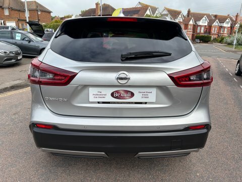 Nissan Qashqai 1.3 Dig-t Tekna DN70BKX Silver #5