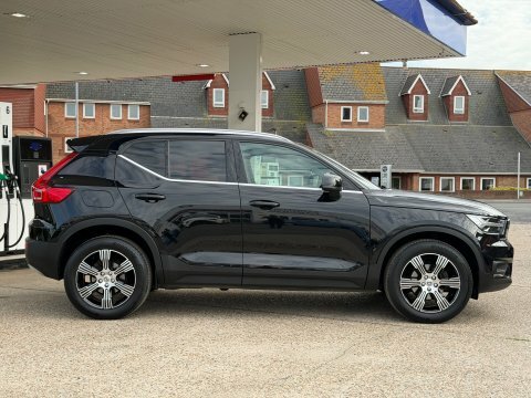 Volvo XC40 T3 Inscription  Black #4