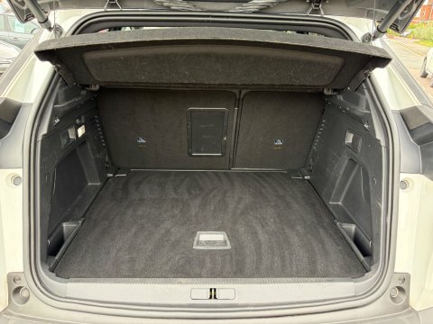Peugeot 3008 2.0 Bluehdi Gt  White #6