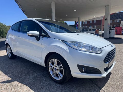 Ford Fiesta Zetec  White #6