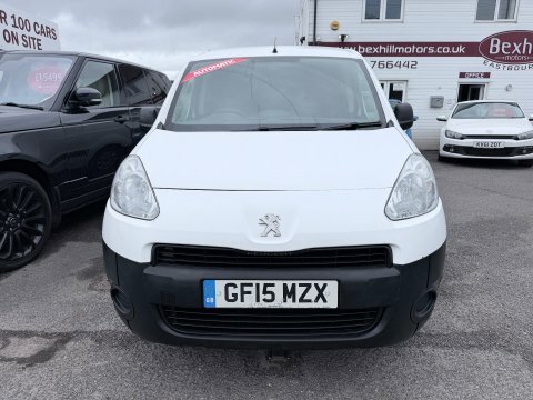 Peugeot Partner Fully - GF15MZX White #3