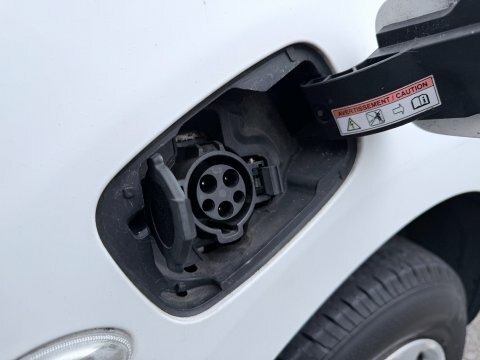 Peugeot Partner Fully - GF15MZX White #5