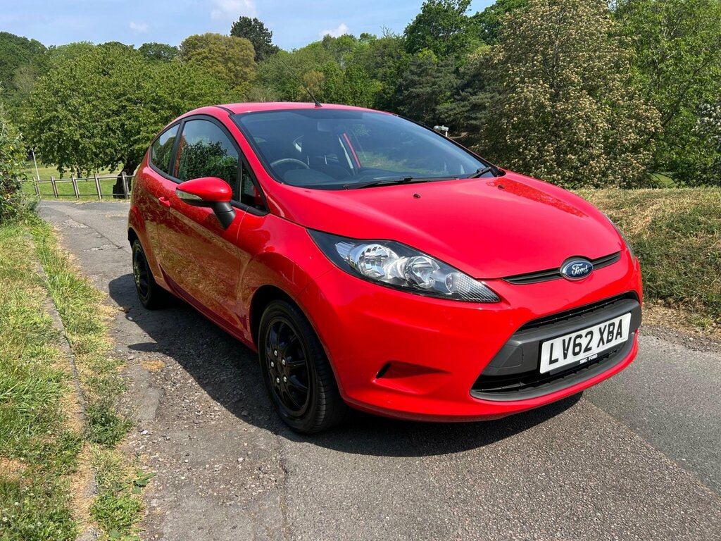 Ford Fiesta 1.25 Edge Red