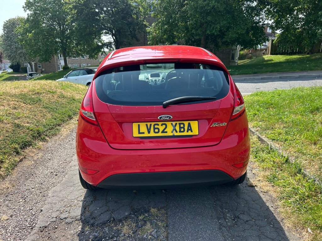 Ford Fiesta 1.25 Edge LV62XBA Red #4