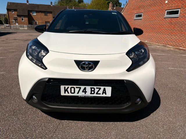 Toyota Aygo X 2025 1.0 Vvt-i Edge Hatchback X-shift E KO74BZA White #5