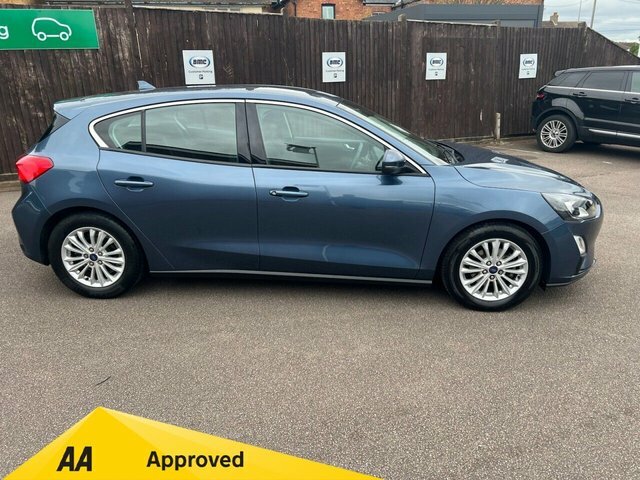 Ford Focus 2019 1.0T Ecoboost Titanium Hatchback M OW19MHX Blue #3
