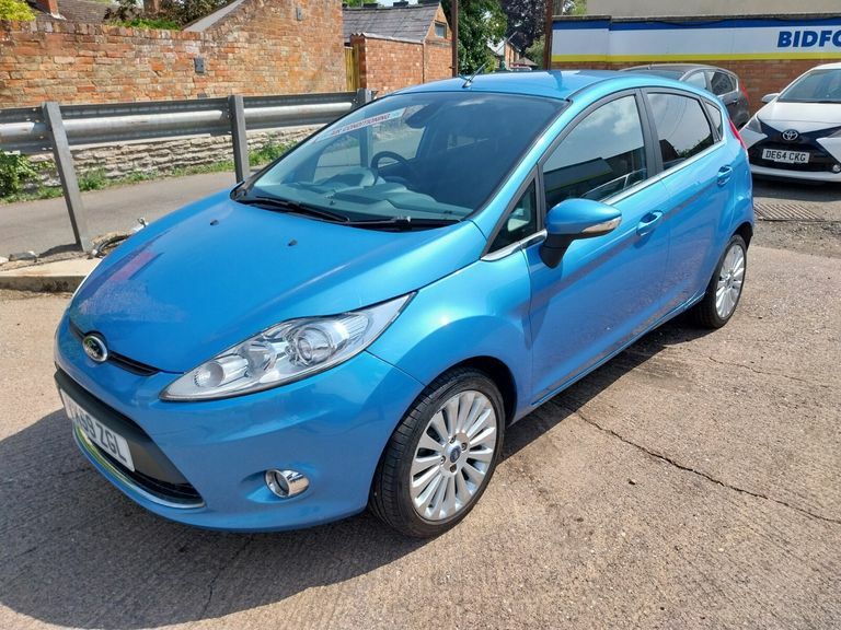 Ford Fiesta Titanium Blue #4