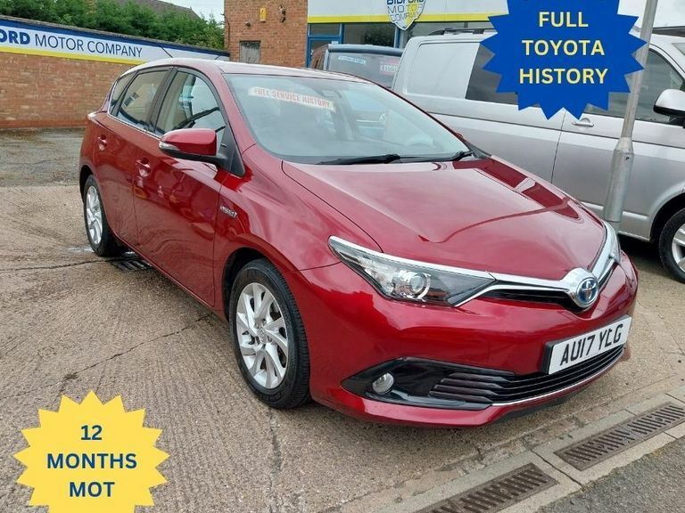 Toyota Auris Vvt-i Business Edition Tss Red