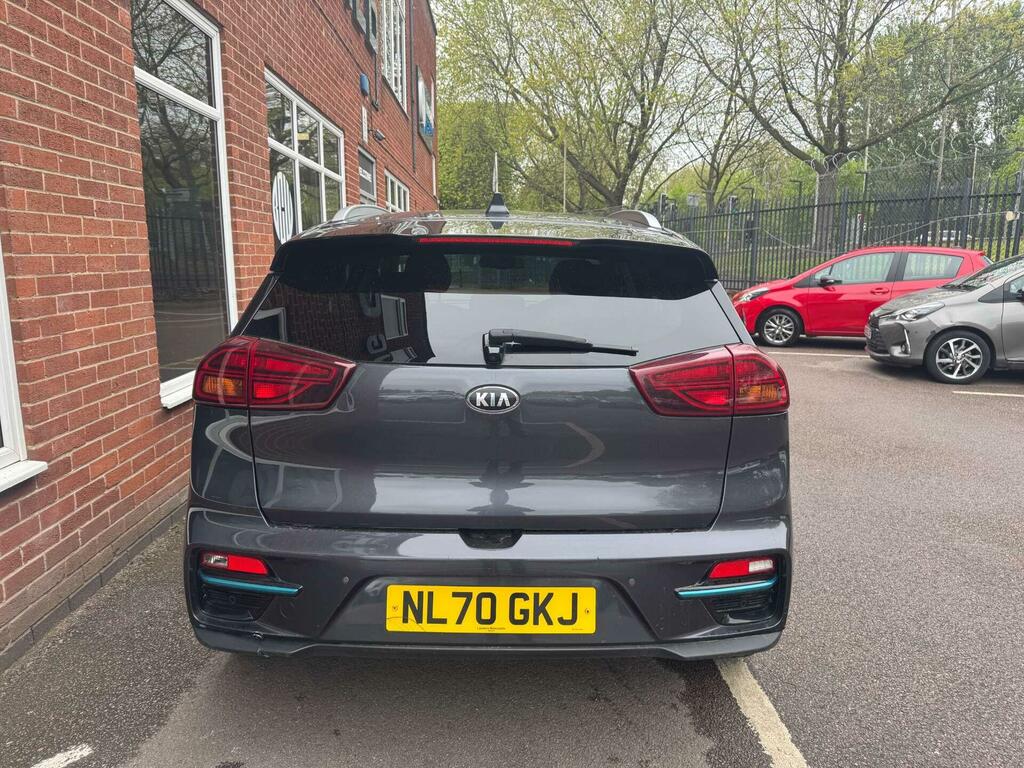 Kia e-Niro 64Kwh 4 NL70GKJ Grey #4
