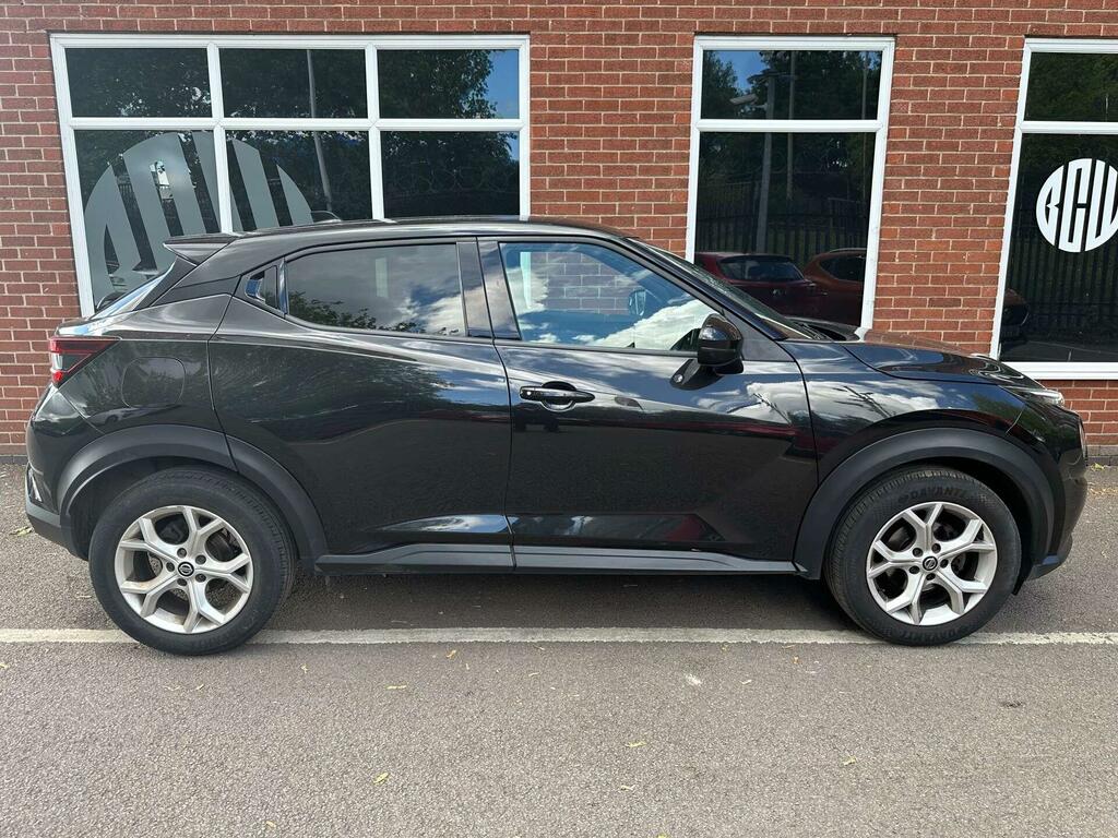 Nissan Juke 1.0 Dig-t N-connecta Euro 6 Ss DC70SDO Black #2