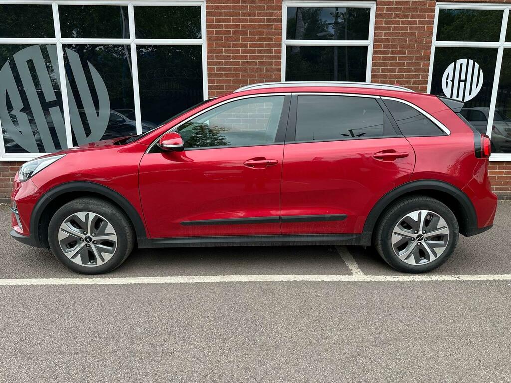 Kia e-Niro 64Kwh 2 YP22GRF Red #5