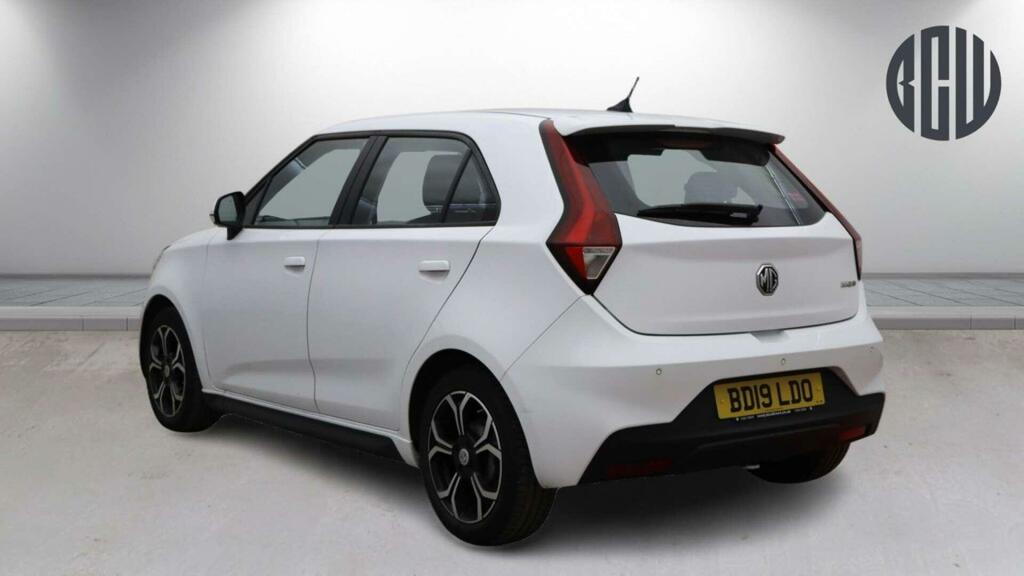 MG MG3 1.5 Vti-tech Excite Euro 6 Ss BD19LDO White #3