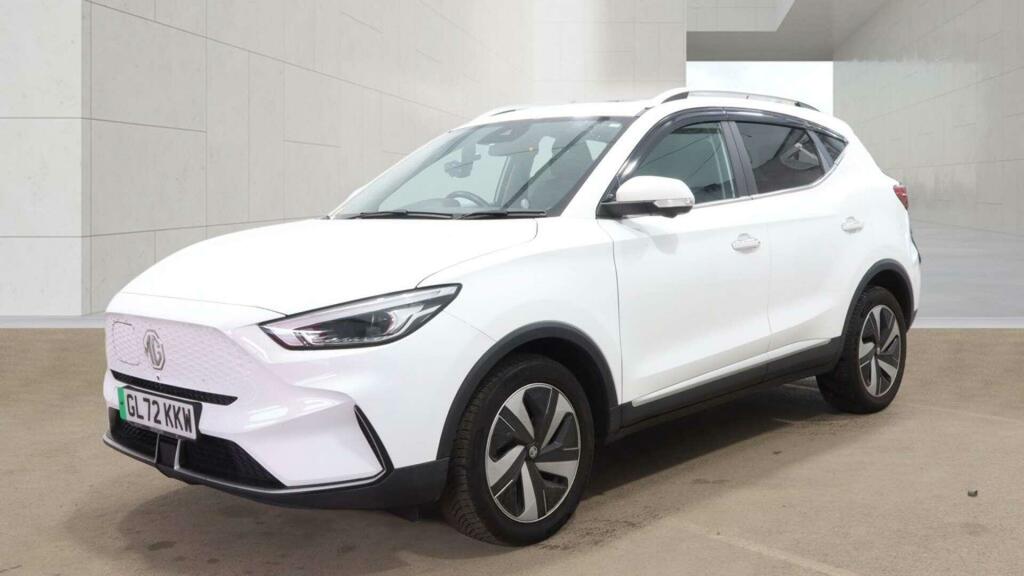 MG ZS 72.6Kwh Trophy Long Range GL72KKW White #2