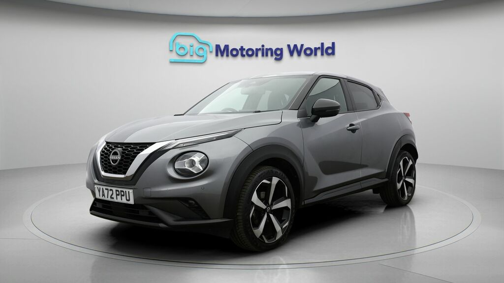 Nissan Juke Tekna Grey #3