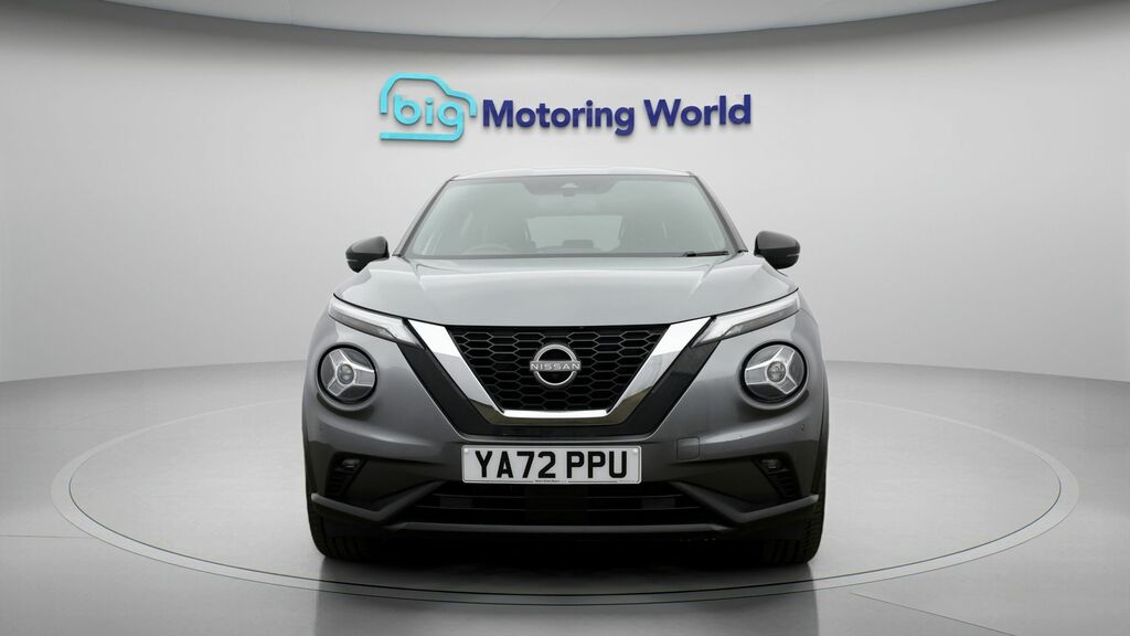Nissan Juke Tekna Grey #2