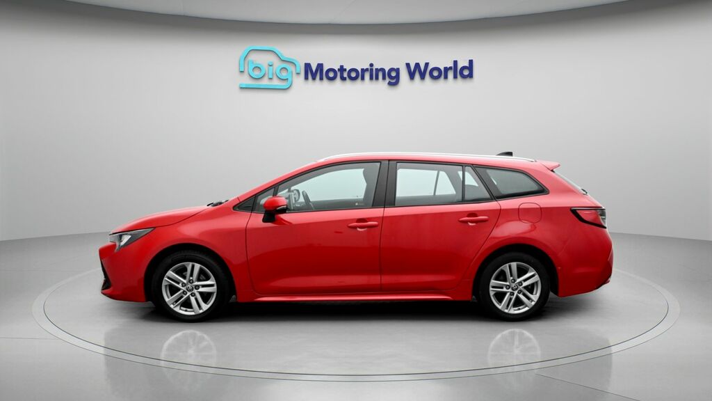 Toyota Corolla Icon Tech FE22TWX Red #4