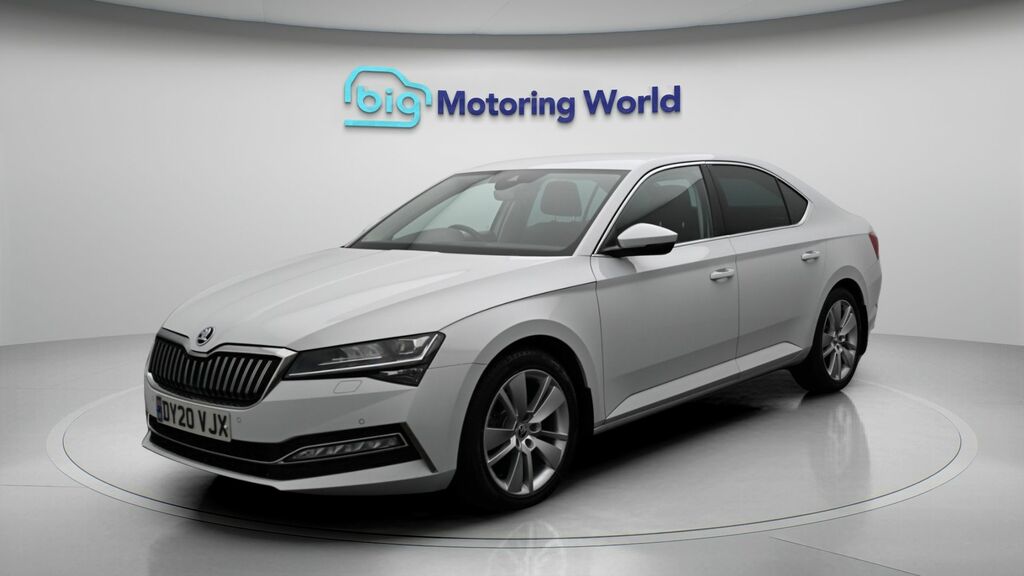 Skoda Superb Se L White #3