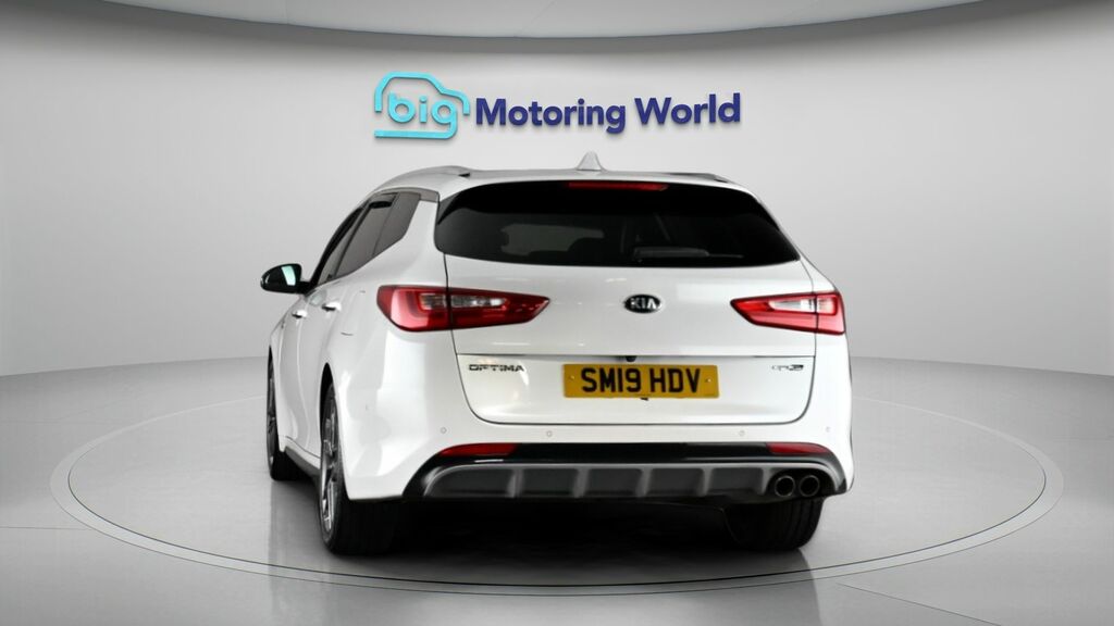 Kia Optima Gt-line S White #6