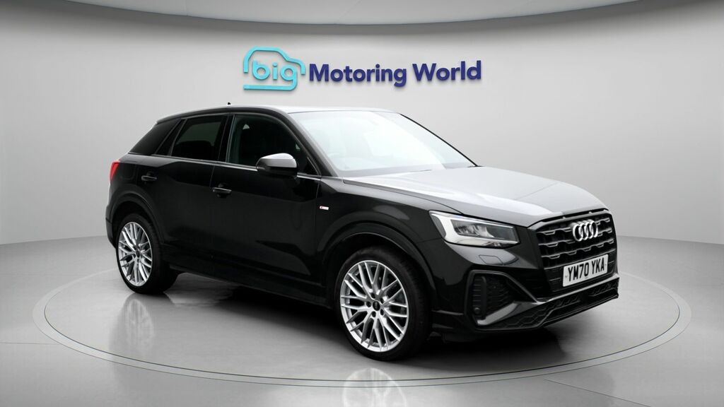 Audi Q2 Black Edition Black