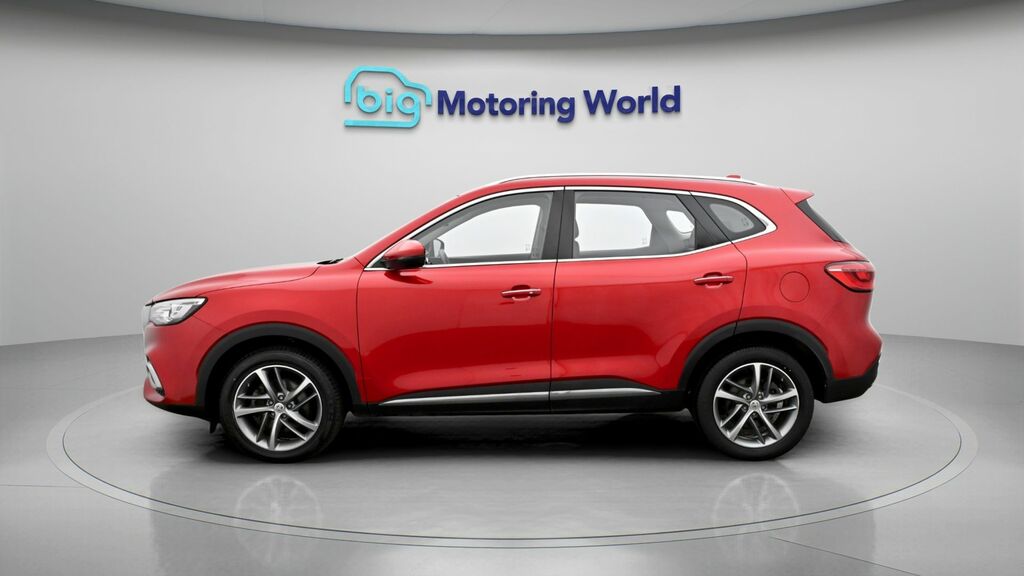 MG HS Excite NG72LWN Red #4