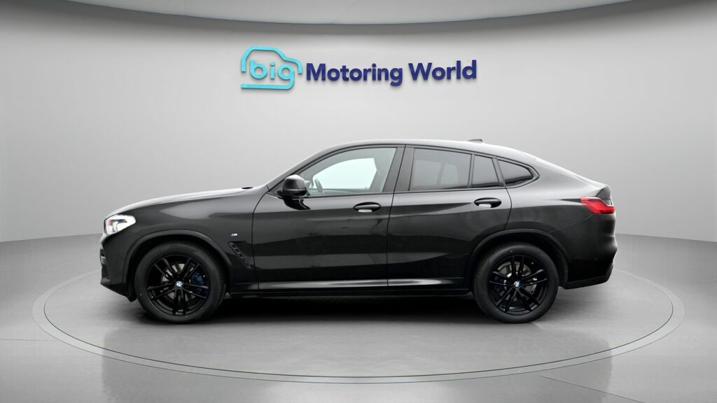 BMW X4 M M Sport Black #4