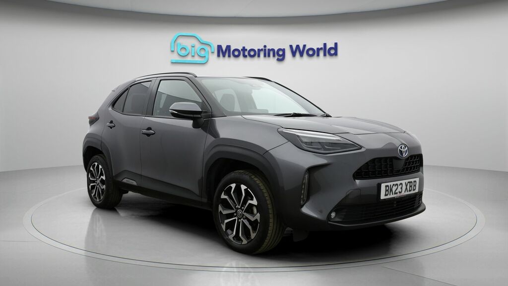Toyota Yaris Cross Design Grey