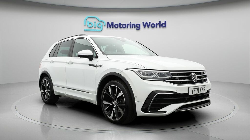 Volkswagen Tiguan R-line White