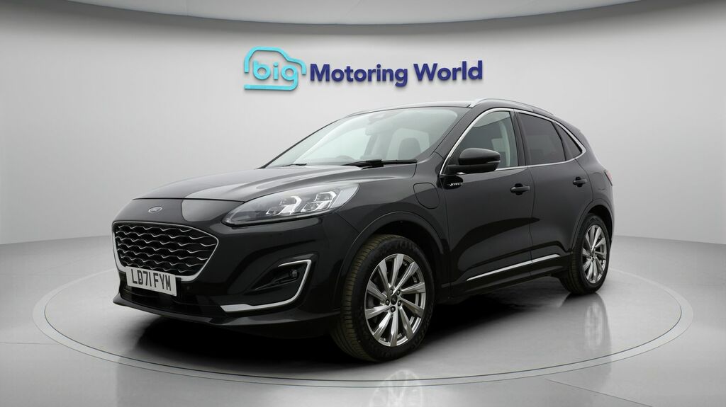 Ford Kuga Vignale Black #3