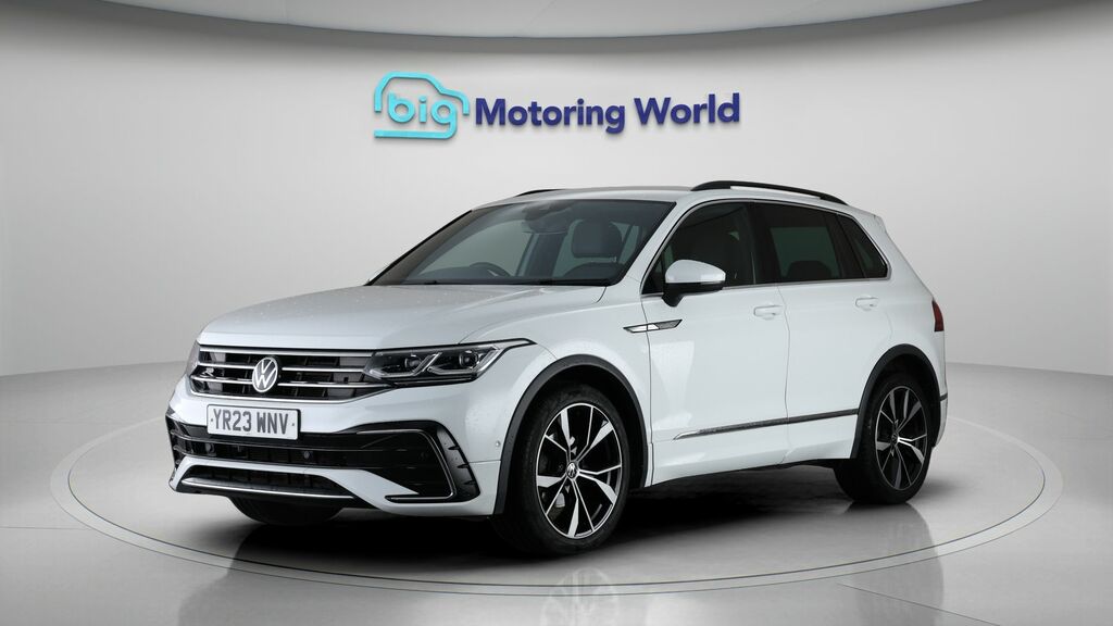 Volkswagen Tiguan R-line YR23WNV White #3