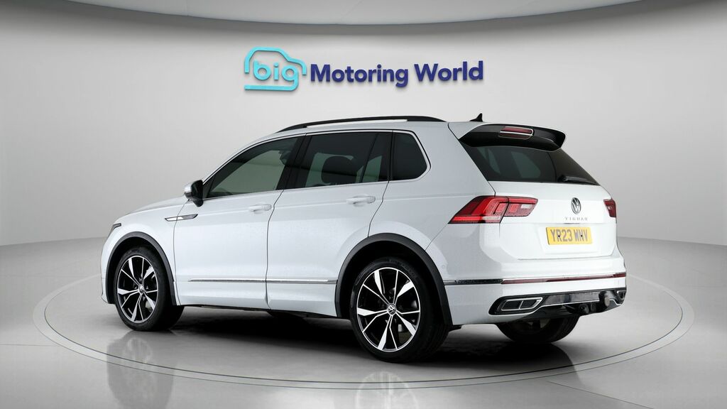 Volkswagen Tiguan R-line YR23WNV White #5