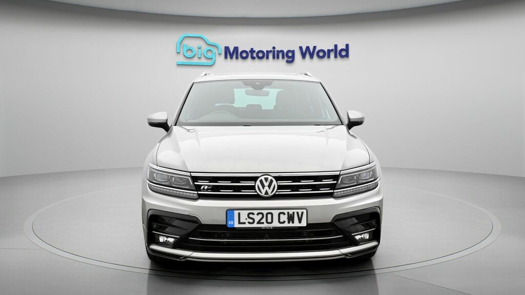 Volkswagen Tiguan R-line Tech LS20CWV Silver #2