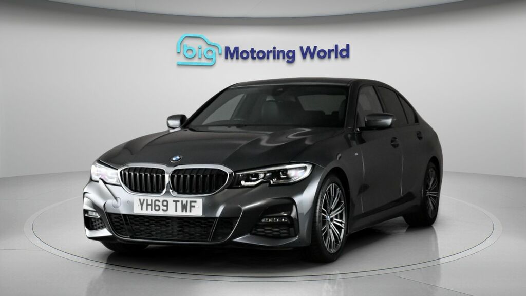 BMW 3 Series M Sport YH69TWF Grey #3