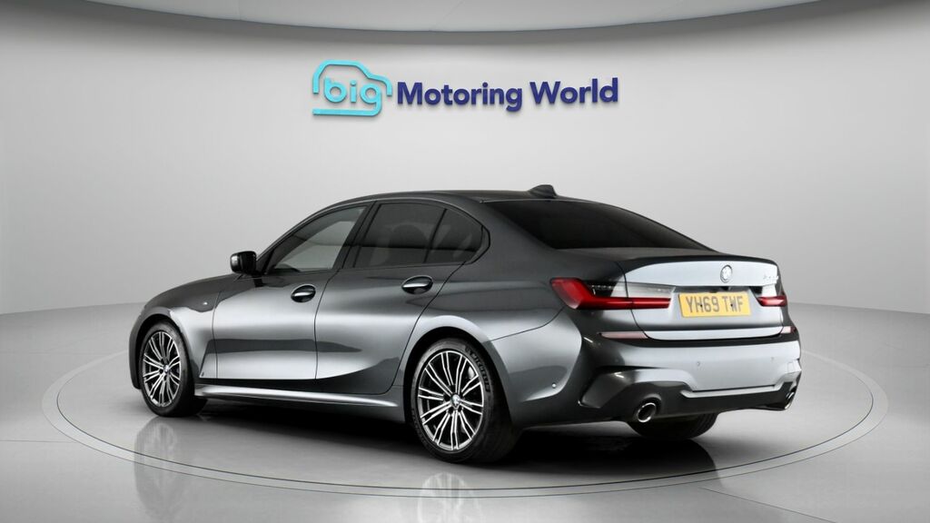 BMW 3 Series M Sport YH69TWF Grey #5