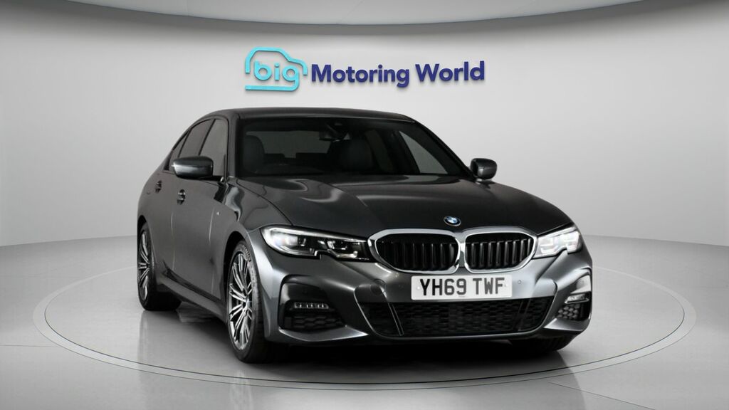 BMW 3 Series M Sport YH69TWF Grey #2