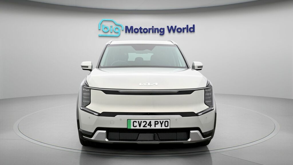 Kia EV9 Air CV24PYO Silver #2
