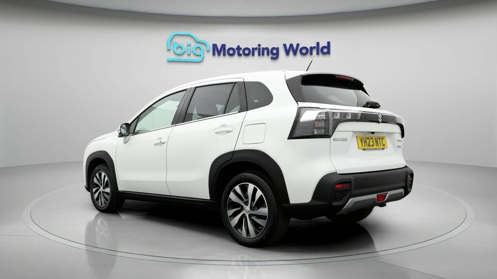 Suzuki S Cross Ultra White #5