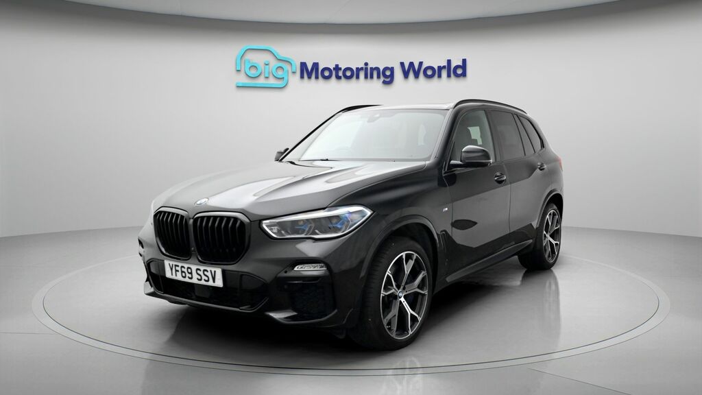 BMW X5 M M Sport Black #3