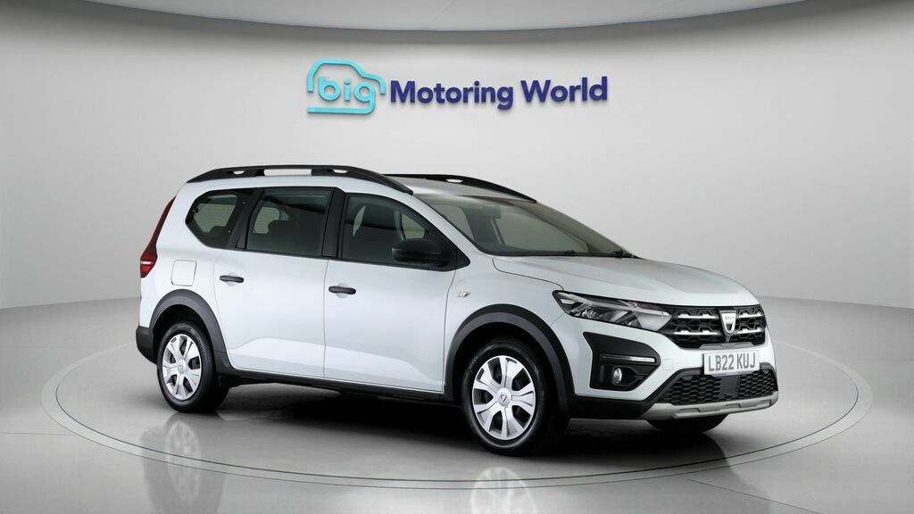 Dacia Jogger Essential White
