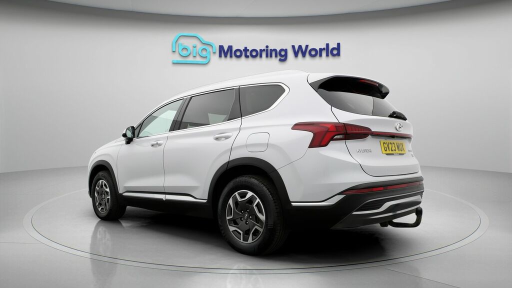 Hyundai Santa Fe Premium White #5