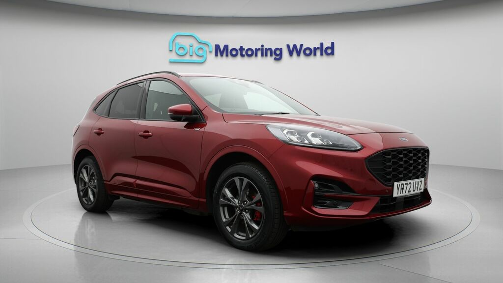 Ford Kuga St-line Red