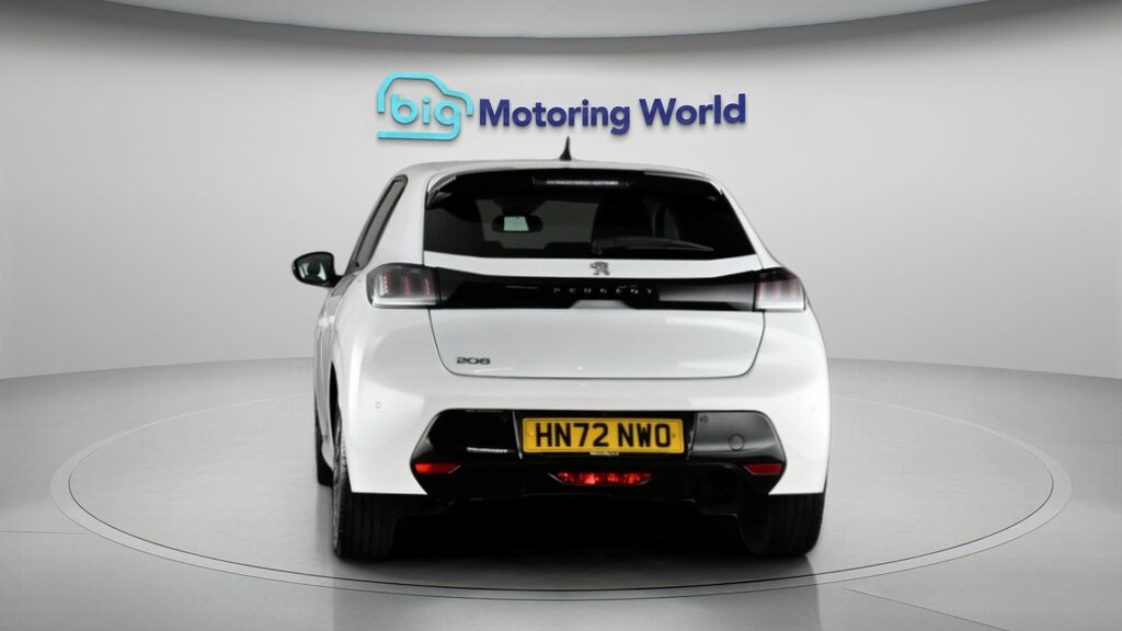 Peugeot 208 Allure Premium HN72NWO White #6