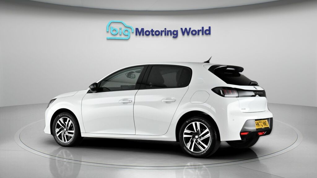 Peugeot 208 Allure Premium HN72NWO White #5