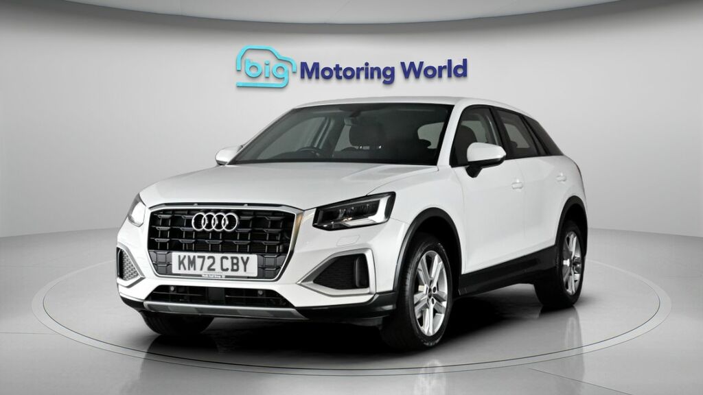 Audi Q2 Sport White #3